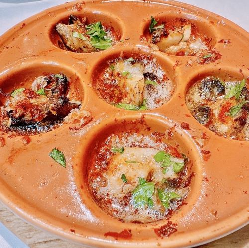 통째로 전복 국물 버터 오븐 구이