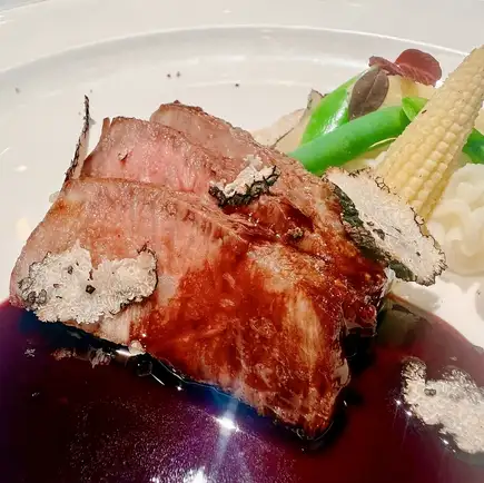 【飲み放題付】極UMAコース ※メイン:A5黒毛和牛赤身肉グリル