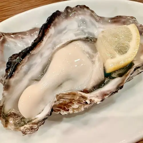 ＼＼大好評／／ネット予約限定！【国産生牡蠣】お一人様につき1個プレゼント！