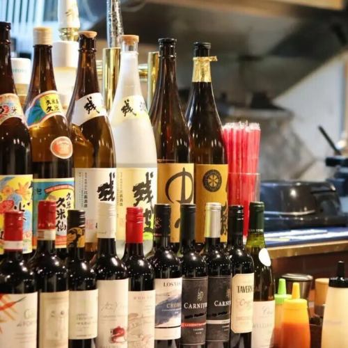 A wide selection of Awamori! You can enjoy Okinawan drinks such as Habu Balls.