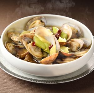 Shaoxing Wine Steamed Clams