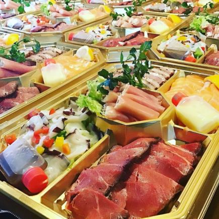 【TakeOut】PARIS PARIS 特製オードブル6600円(税込)