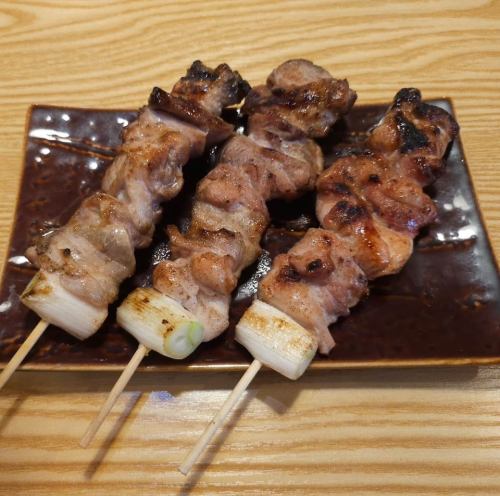 炭火で焼き上げた焼き鳥◎