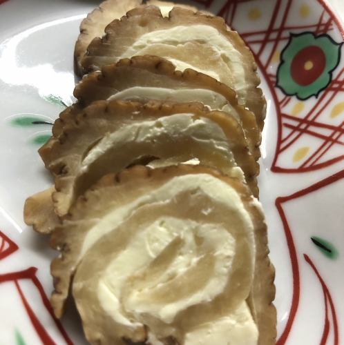 いぶりがっこのクリームチーズ巻き