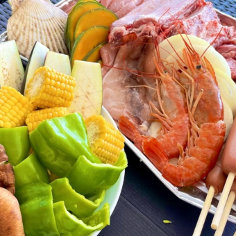 プレミアムBBQ◆霜降りカルビや厚切り牛タン、殻付きホタテなど豪華メニューを堪能6000円(税込)