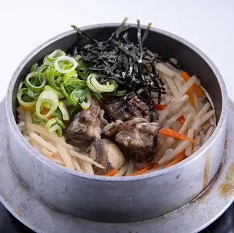 炭香る鶏釜めし