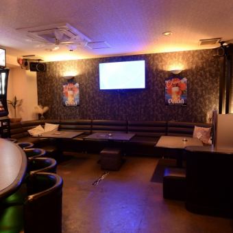 隣接のBARは、最大20名様で貸切可能！ダーツやカラオケもありますので、二次会、三次会などにおすすめ◎