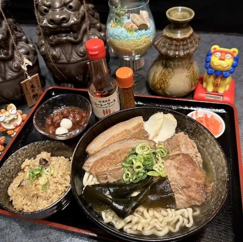 やーにんじゅそば定食(三枚肉・ソーキ入)