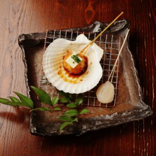 Deep-fried scallops with butter and soy sauce