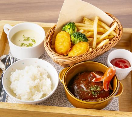 Recommended plate for elementary school children: 1,500 yen (includes one mini soft drink)