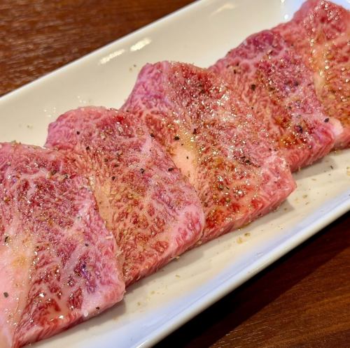 【A4特級】 黒毛和牛カルビ