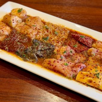 円蔵厳選ホルモン盛り