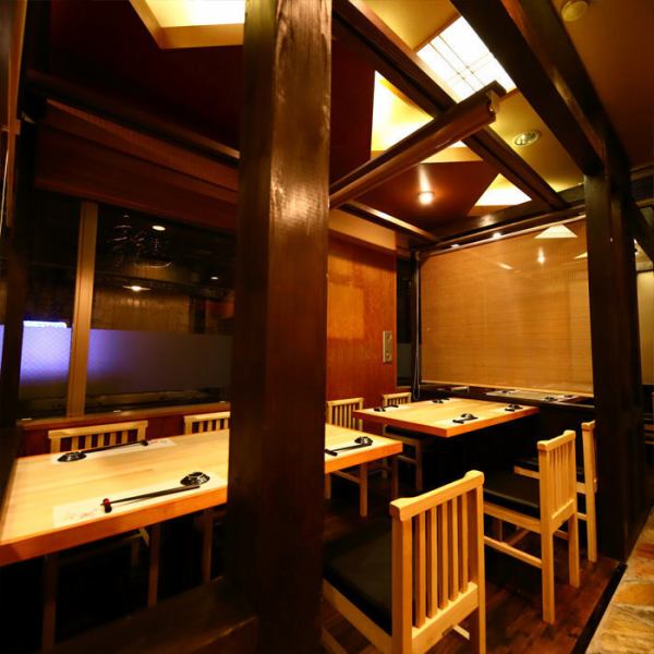 個室席完備！歓送迎会など団体様での貸切宴会も大歓迎です！最大60様までご対応可能！大人数でもまとまったお席をご用意いたします。まずはお気軽にお問合せください。ゆったりとお寛ぎいただける広々とした空間は、会社宴会にも最適です◎！ご宴会を任された幹事様に必見のクーポンやプランをご用意しております。