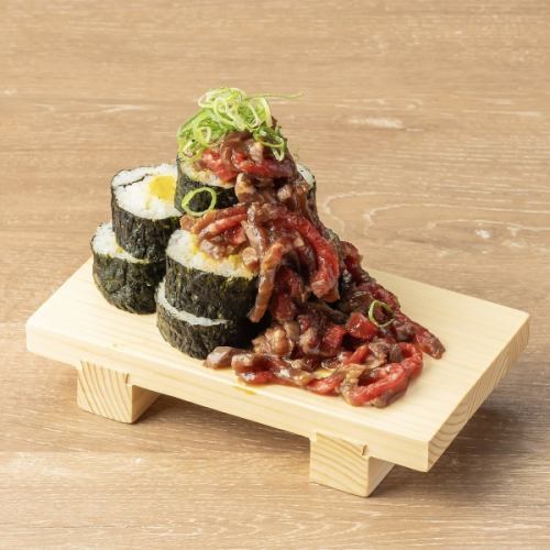 ユッケ肉こぼれ寿司