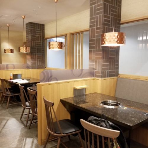 Various comfortable table seats available #Bentencho #Kujo