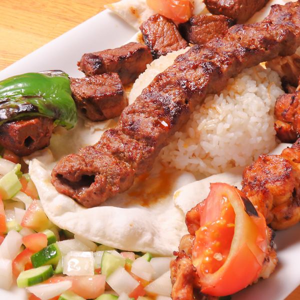 焼き物盛り合わせ 【◆迷ったらコレ◆】イチオシのメニューを盛り合わせた炭火香る贅沢プレート