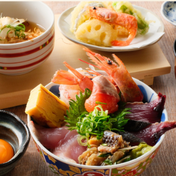 Limited quantity, no reservations accepted Daily seafood bowl set