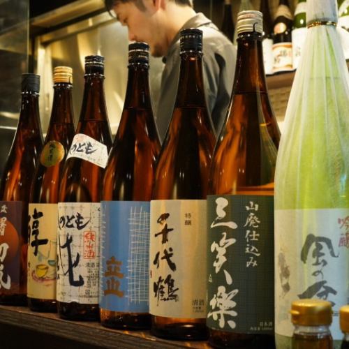 各種日本酒ございます。