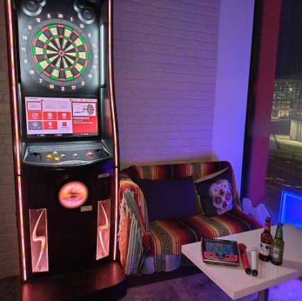 アミューズメントフロア 2時間 飲み放題・遊び放題(ダーツ・カラオケ)コース