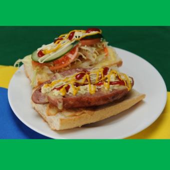 Hot dog (linguissa or beef or ham)