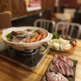 【120分飲み放題付き】牡蠣や北海道三陸四国兵庫の鮮魚をたっぷり使用した海鮮鍋◆6600円(税込)