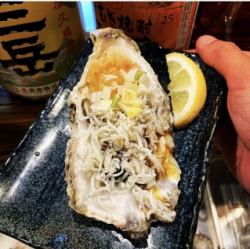 牡蠣和銀魚佐以柚子醋