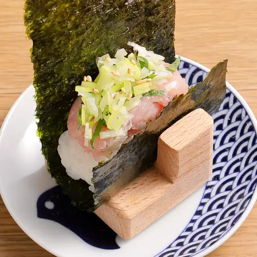 こだわり海苔巻きネギトロ