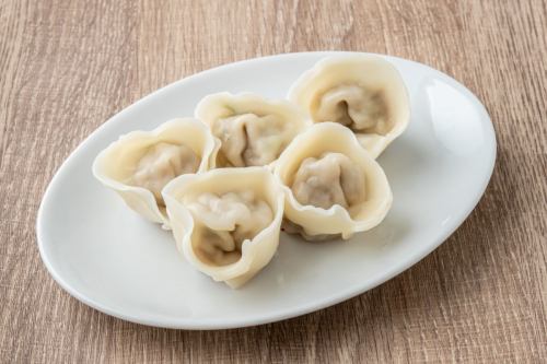 Hand-wrapped soup dumplings (5 pieces)