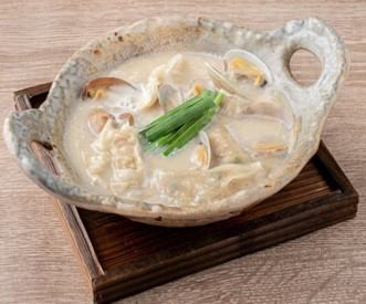 Clam dumplings cooked in white water