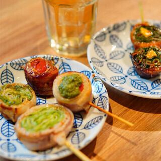 彩り豊かな肉巻き串