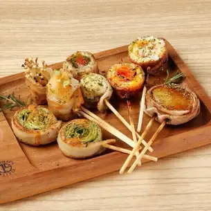 Assortment of 5 kinds of meat rolls