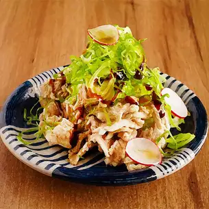 Cold pork shabu-shabu with lots of green onions