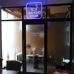 【专用吸烟室】我们为想吸烟的顾客准备了专用吸烟室♪ 大家都可以尽情享受星酱♪