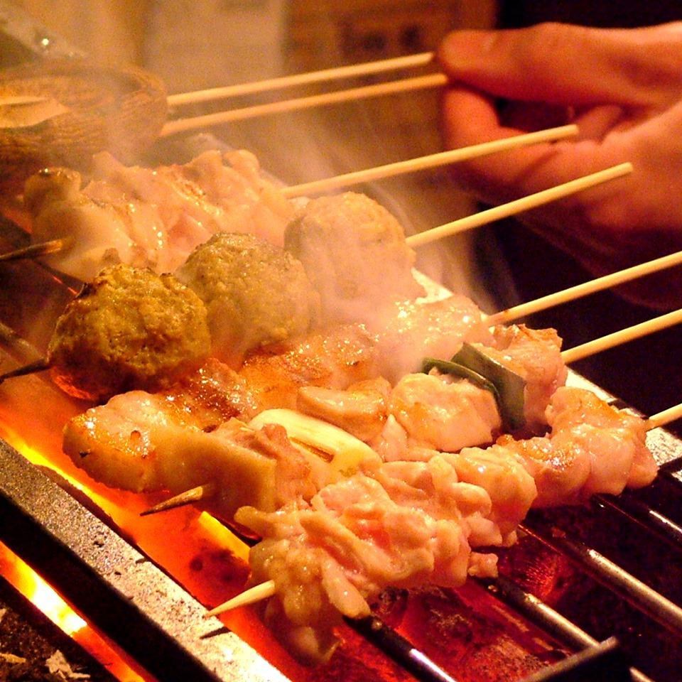 Enjoy the complete private room and yakitori ...Enjoy a meal in a relaxing digging private room ... Charcoal grilled chicken x fresh fish directly from the market