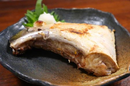 ブリかま塩焼き