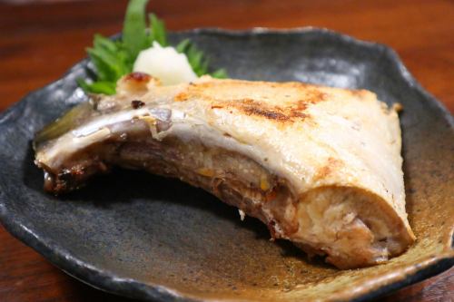 ブリかま塩焼き