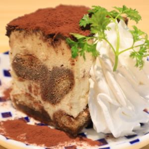 Rich tiramisu