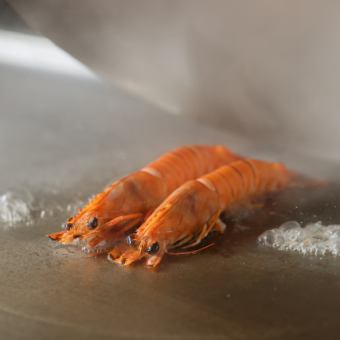 [Includes live prawns and 100g of domestic brand beef] Saison course, 11 dishes, 9,300 yen (tax included)