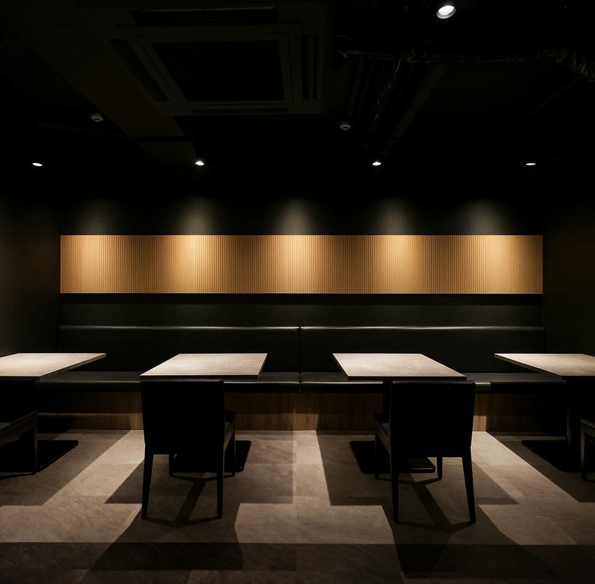 デートにピッタリなカウンター席や完全個室もございます♪