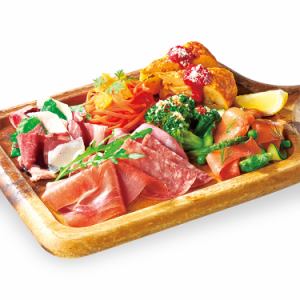 前菜盛り合わせ
