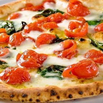 【僅限平日】尊享午餐套餐★ 可選披薩或義面、開胃菜等,含飲品吧