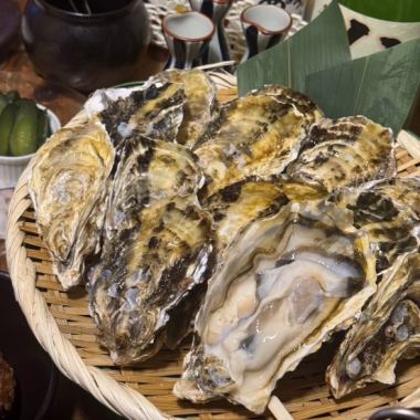 ２時間呑み放題付き☆牡蠣が1人前９個入り牡蠣小屋コース！平日5,500円（金土6,000円）