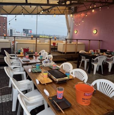 <Exclusive use only> Terrace seats & sofa seats for 35 or more people ◆ Weekdays 6,000 yen (tax included)
