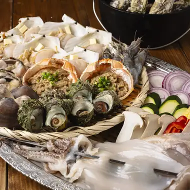 2時間呑み放題付☆海鮮とお肉が楽しめる「海鮮BBQコース!平日6,300円(金土6,800円)