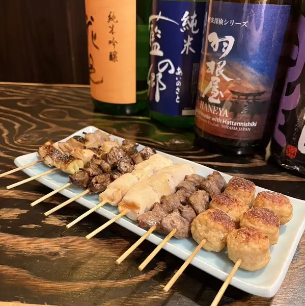 【◇職人技の極み◇】ジューシーな肉汁溢れる！炭火香る自慢の極上焼鳥！