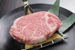 黒毛和牛　特選ヘレ　100g～