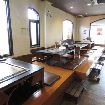 [Popular tatami seats] The tatami seats where you can enjoy a relaxing meal are our favorite seats ♪ Recommended for small girls' groups and families with children! There is also space available, so you can enjoy your meal with confidence ◎