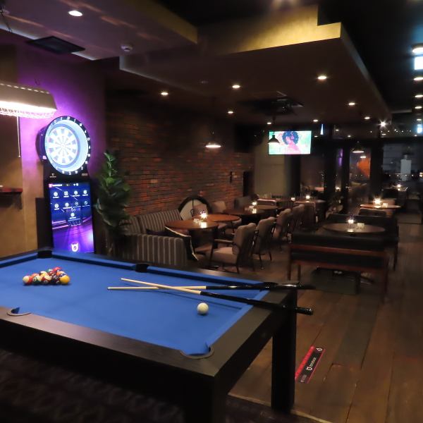 店内ではビリヤードとダーツもあり♪BBQの後に遊べる空間もご用意