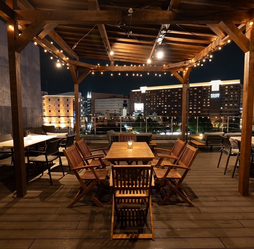 雨でもOKなBBQスポット！精肉店直送の上質なお肉と絶景テラスでBBQや二次会を満喫！