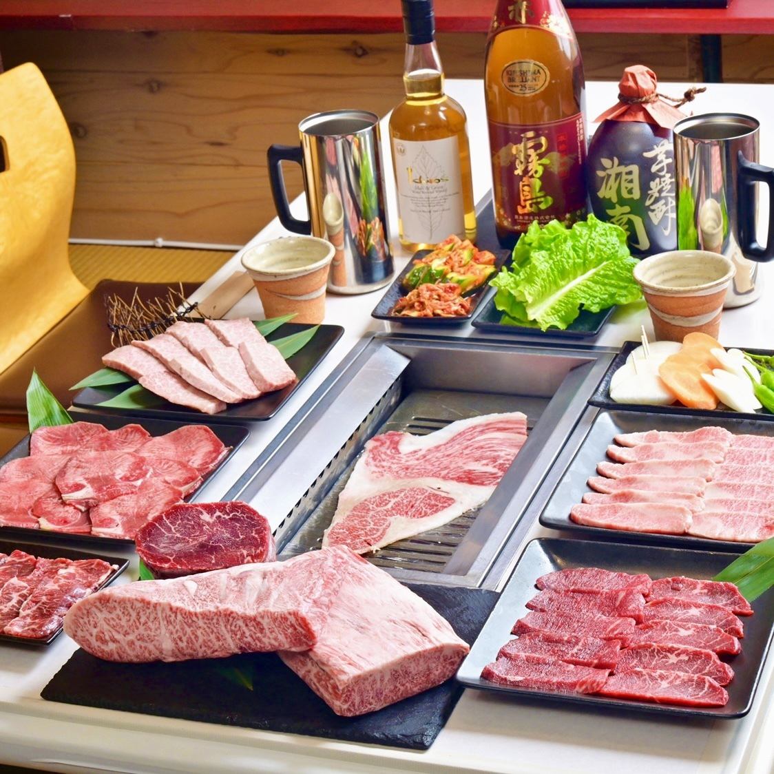 Please enjoy the finest ribs of Japanese black beef ♪ Special tongue salt is also popular ♪